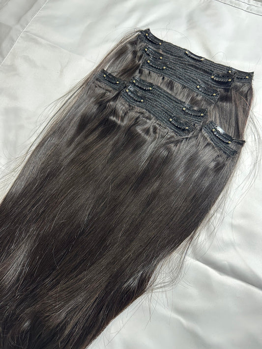 EXTENSION LISSE À CLIP 120G CHEVEUX [PRECOMMANDE]